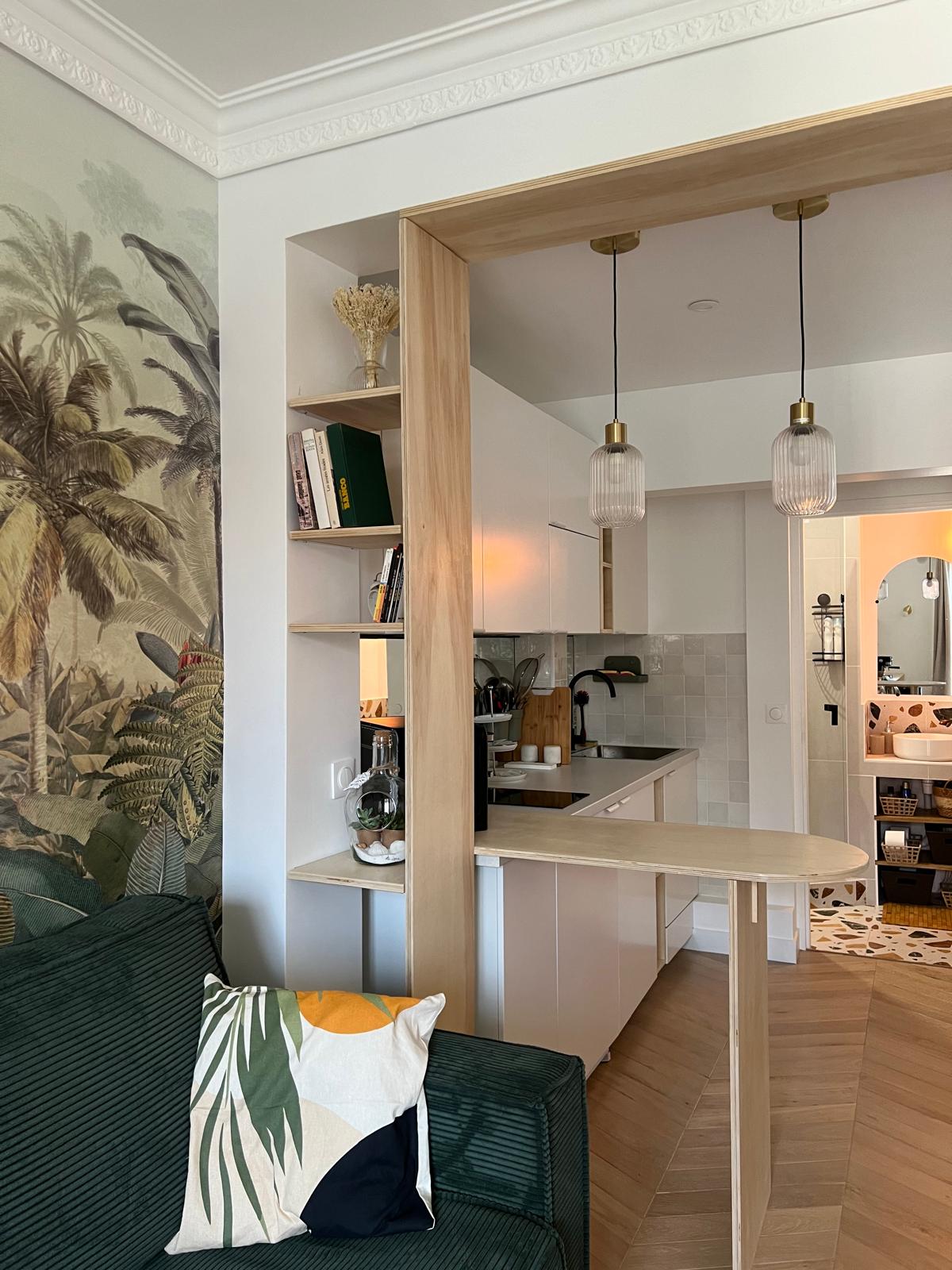 Espace cuisine fonctionnel et organisé – parfait pour stocker et servir la nourriture. Espace cuisine fonctionnel et organisé – parfait pour stocker et servir la nourriture.