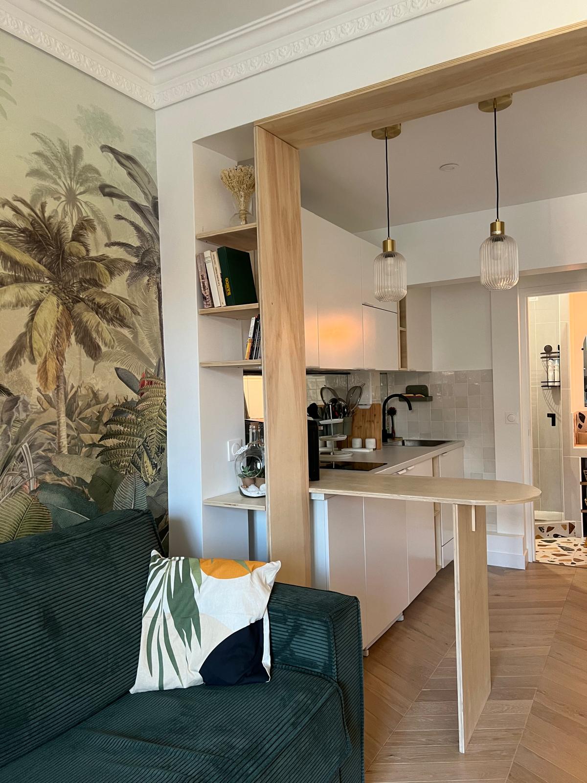 Un petit appartement lumineux et propre, idéal pour accueillir chiens et chats. Un petit appartement lumineux et propre, idéal pour accueillir chiens et chats.